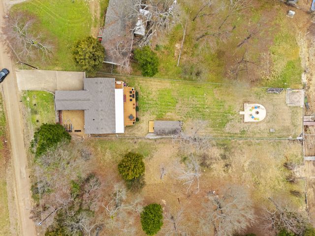 142 Ivy Lane, Mabank, TX 75156