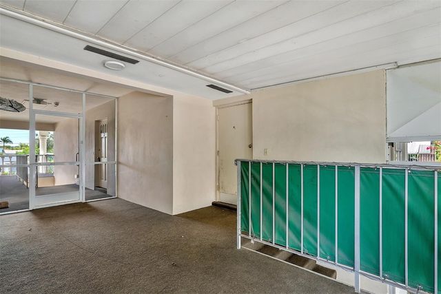 1049 NW 30th Court 4, Wilton Manors, FL 33311