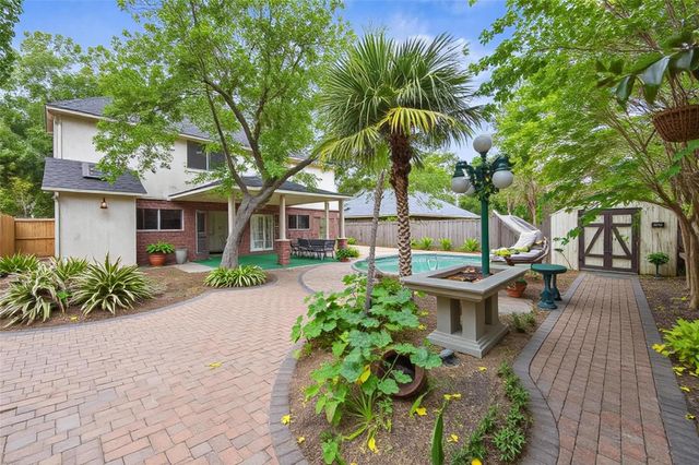 330 Welford Lane, Highlands, TX 77562