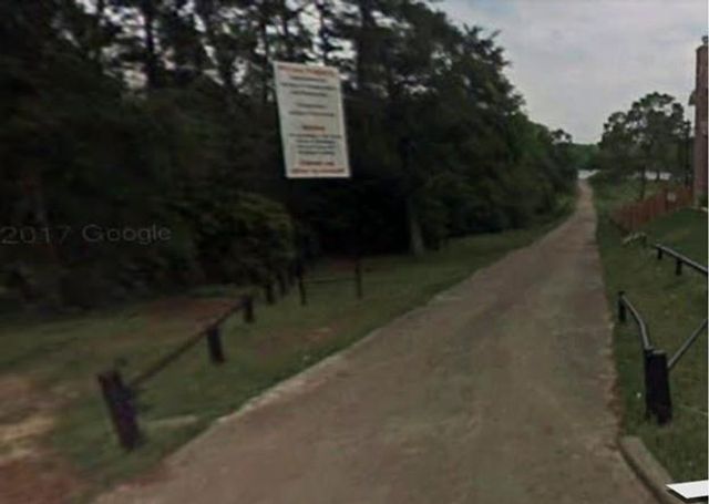 330 Welford Lane, Highlands, TX 77562