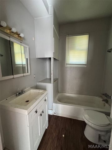 414 4TH Street, Montgomery, AL 36110