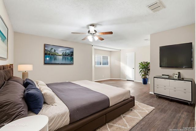 6914 Country Dawn, San Antonio, TX 78240