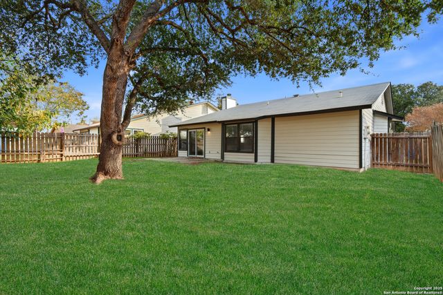 6914 Country Dawn, San Antonio, TX 78240