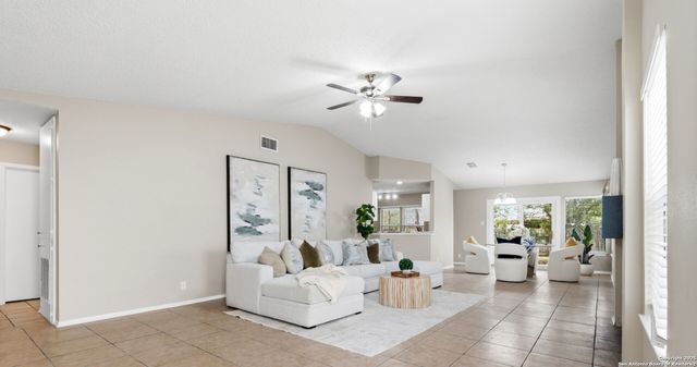 6914 Country Dawn, San Antonio, TX 78240