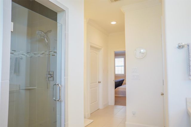 5636 Kiam Street A, Houston, TX 77007
