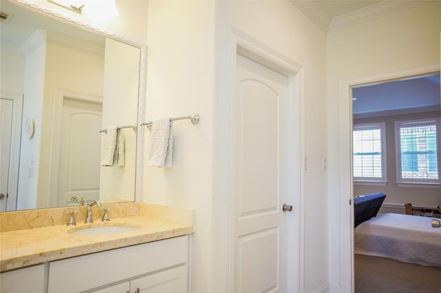 5636 Kiam Street A, Houston, TX 77007