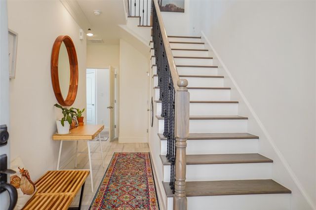 5636 Kiam Street A, Houston, TX 77007