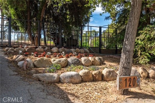 120 Franklin Avenue, Redlands, CA 92373