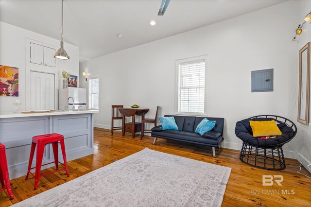 951 Montgomery Street, Mobile, AL 36604