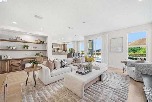 47652 Avalon Heights Ter, Fremont, CA 94539