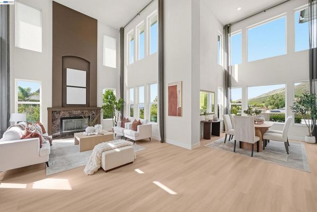 47652 Avalon Heights Ter, Fremont, CA 94539