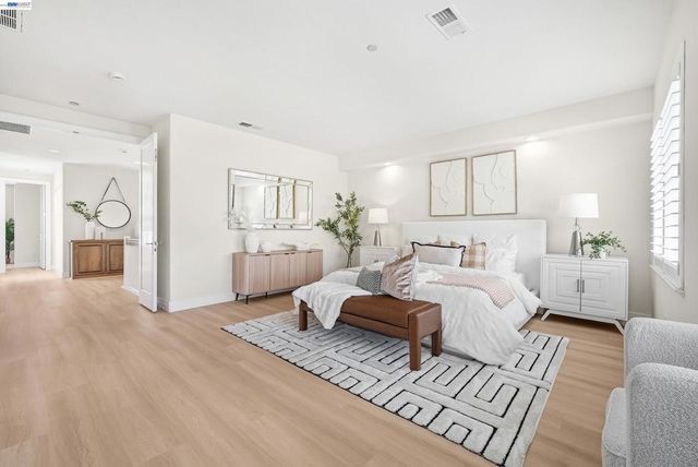 47652 Avalon Heights Ter, Fremont, CA 94539