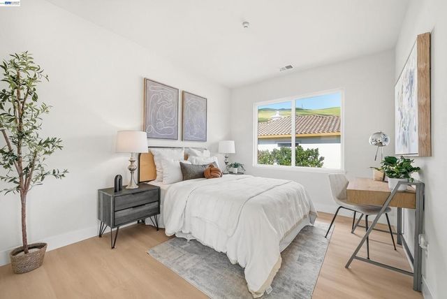 47652 Avalon Heights Ter, Fremont, CA 94539