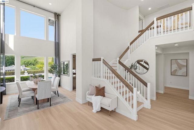 47652 Avalon Heights Ter, Fremont, CA 94539