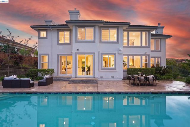 47652 Avalon Heights Ter, Fremont, CA 94539