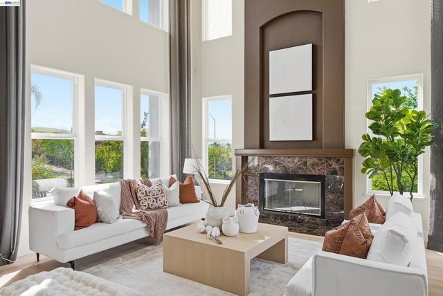 47652 Avalon Heights Ter, Fremont, CA 94539