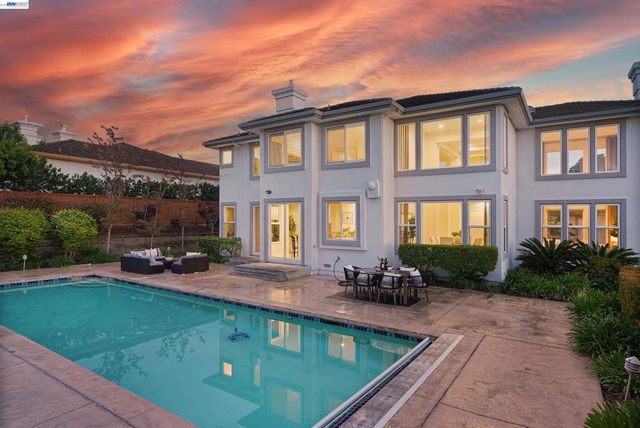 47652 Avalon Heights Ter, Fremont, CA 94539