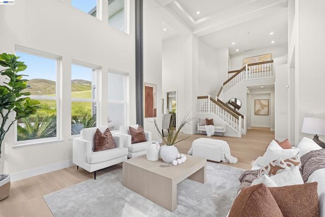 47652 Avalon Heights Ter, Fremont, CA 94539