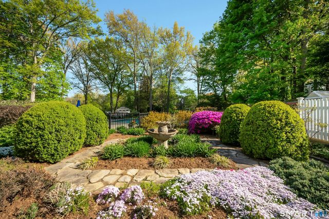 58 Knollwood Lane, Darien, CT 06820
