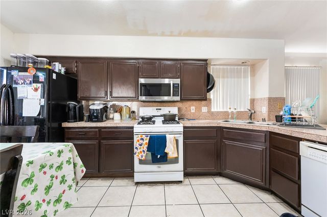 3112 Asher Lane, North Las Vegas, NV 89032