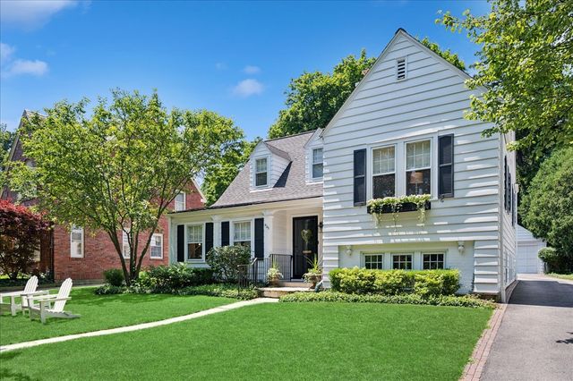 420 Brier Street, Kenilworth, IL 60043