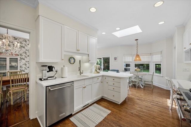 420 Brier Street, Kenilworth, IL 60043