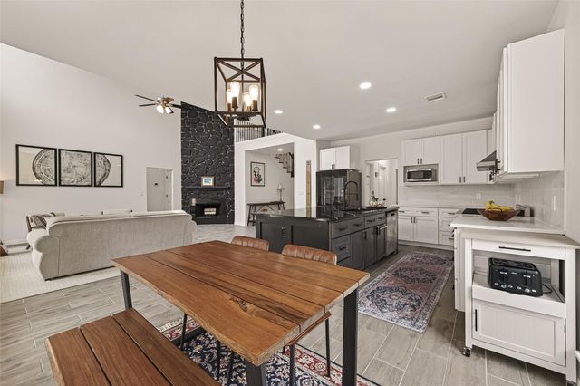 4423 Parkwater Cove Court SE, Sugar Land, TX 77479