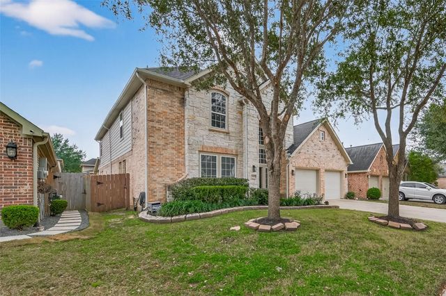 4423 Parkwater Cove Court SE, Sugar Land, TX 77479