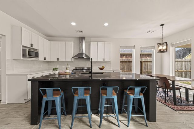 4423 Parkwater Cove Court SE, Sugar Land, TX 77479