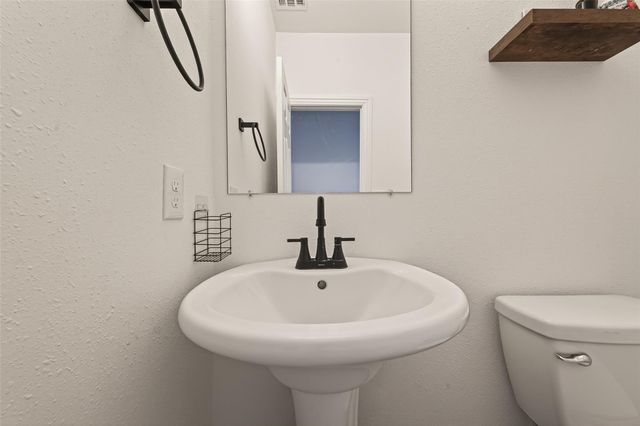 4423 Parkwater Cove Court SE, Sugar Land, TX 77479