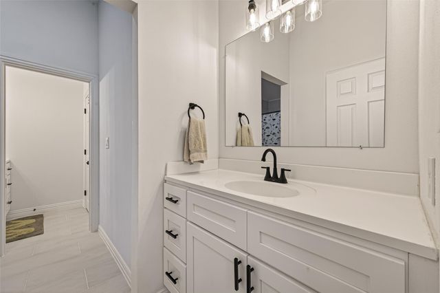 4423 Parkwater Cove Court SE, Sugar Land, TX 77479