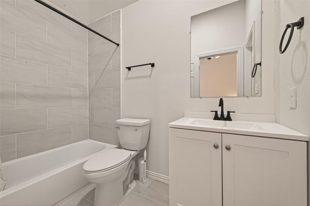 4423 Parkwater Cove Court SE, Sugar Land, TX 77479