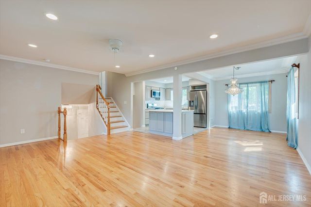 4 Augusta Court, Edison, NJ 08820