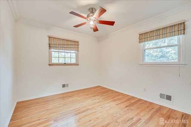 4 Augusta Court, Edison, NJ 08820