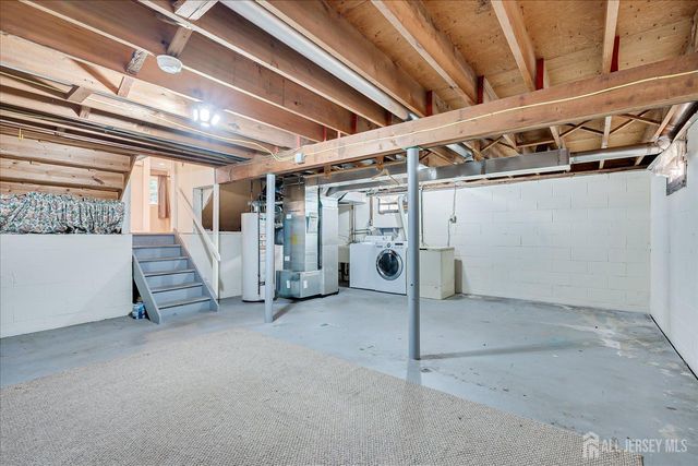 4 Augusta Court, Edison, NJ 08820