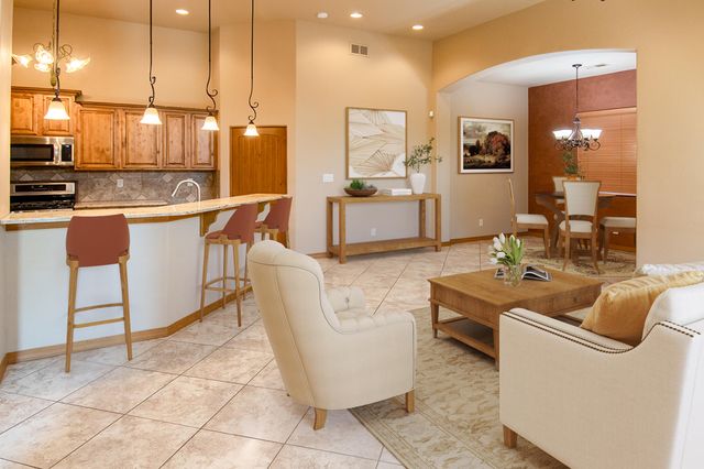 1301 Valle Lane NW, Albuquerque, NM 87107