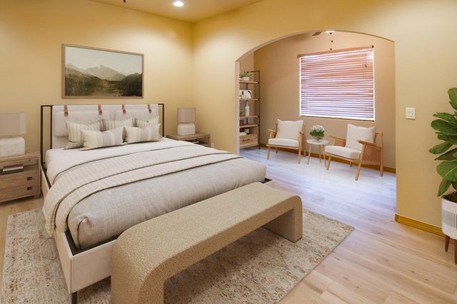 1301 Valle Lane NW, Albuquerque, NM 87107