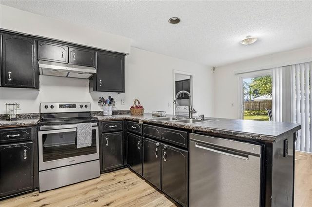 324 Crossbridge Drive, Brunswick, GA 31525