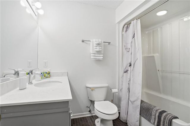 324 Crossbridge Drive, Brunswick, GA 31525