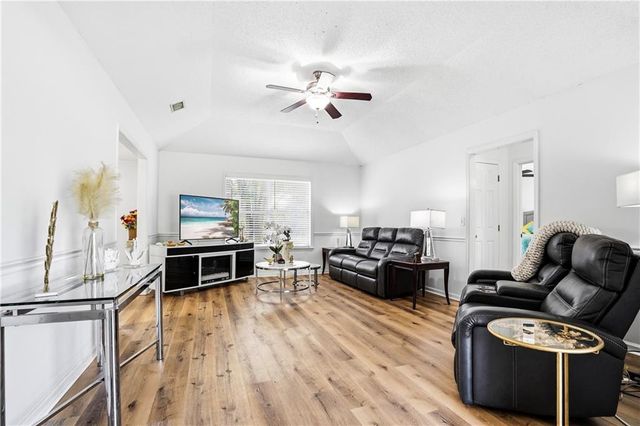 324 Crossbridge Drive, Brunswick, GA 31525