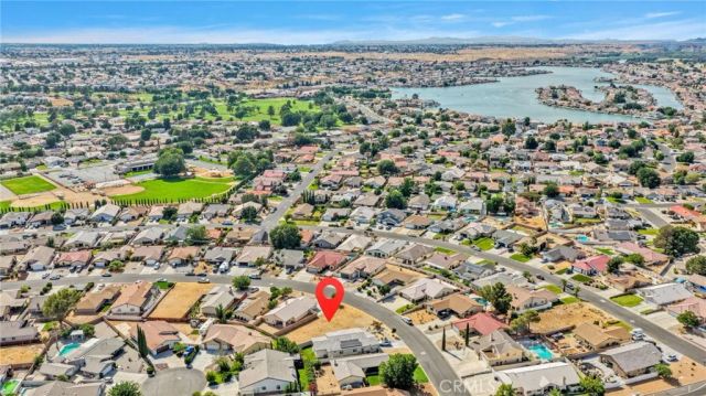 12977 Briarcliff, Victorville, CA 92395