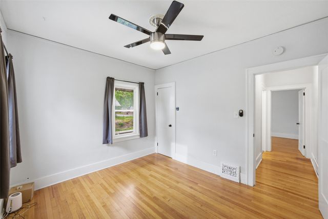 1716 E 14th Street, Des Moines, IA 50316