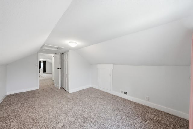1716 E 14th Street, Des Moines, IA 50316