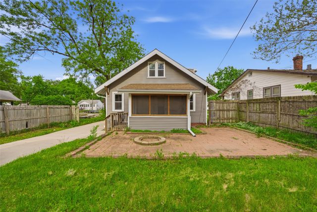 1716 E 14th Street, Des Moines, IA 50316