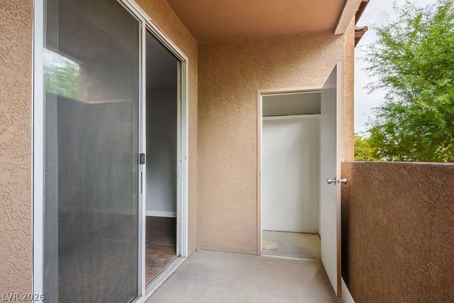 231 West Horizon Ridge Parkway 514, Henderson, NV 89012