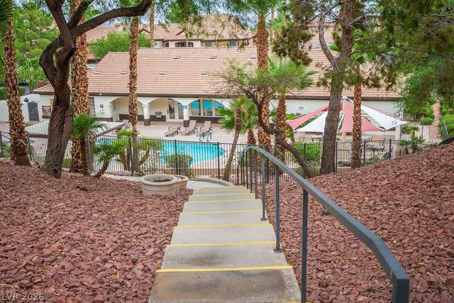 231 West Horizon Ridge Parkway 514, Henderson, NV 89012
