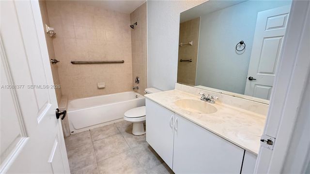 3452 Cypress Trail 203, West Palm Beach, FL 33417