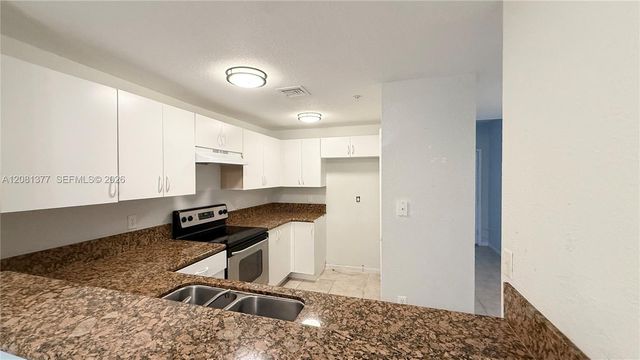 3452 Cypress Trail 203, West Palm Beach, FL 33417