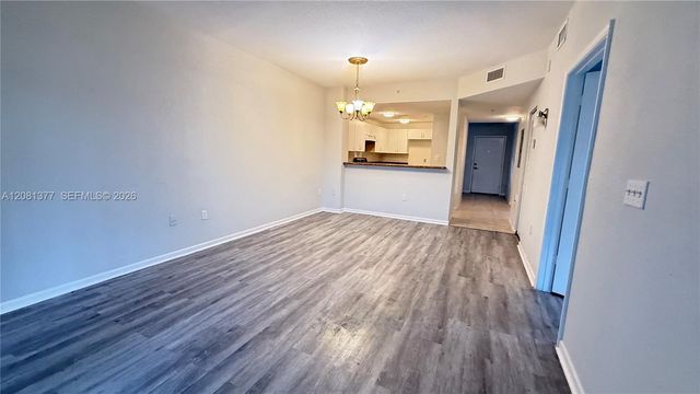 3452 Cypress Trail 203, West Palm Beach, FL 33417