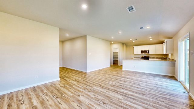 111 Annabelle Street, Cleburne, TX 76031